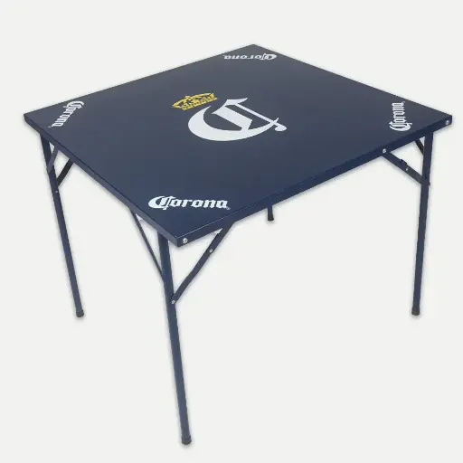 Mesa con sillas Corona